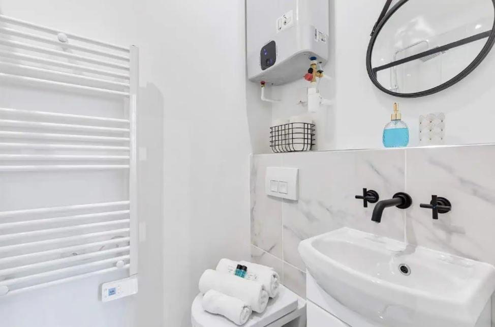 Studio Cosy Proche De L'Arc De Triomphe - 2P باريس المظهر الخارجي الصورة